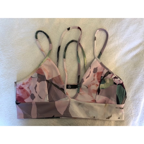 NWNT | Misguided Crop Top | Floral | US12 - Picture 1 of 3